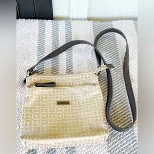 Tommy Hilfiger NWOT  crossbody,perfect condition